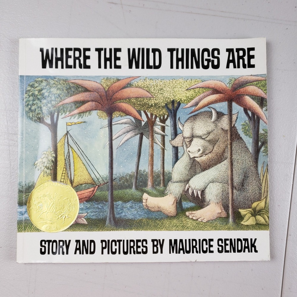 Where the Wild Things Are Maurice Sendak Paperback Caldecott Medal 1991 Edition
